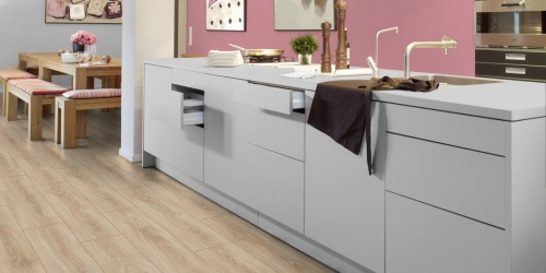 Laminátové podlahy Kronotex Exquisit Plus 4164 V4 kuchyně