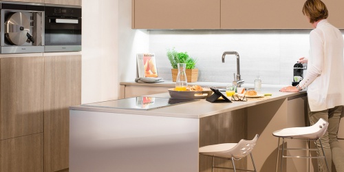 Laminátové podlahy Quick Step Arte DLAŽBA SVĚTLÁ KŮŽE UF 1401
