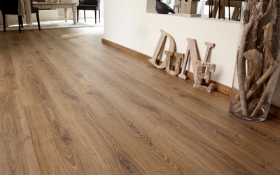 Laminátové podlahy Tarkett Woodstock 832 FOREST OAK PRALINE
