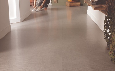Tarkett Exclusive 260 Graphic Metal Style Metalic chodba