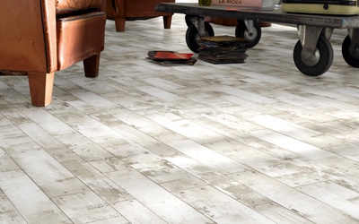 Tarkett Exclusive 260 Vintage Wood White obývací pokoj