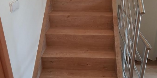 Vinylové podlahy Bukoma  Premium Click - schodiště