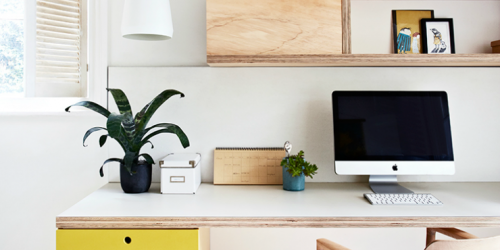 jedna barva home office