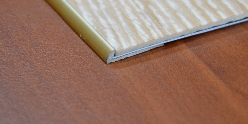 Ukončovací profil - pro linoleum, PVC, vinyl a koberce - do 3 mm (šroubovací)