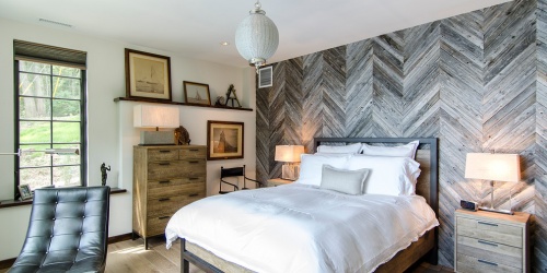 rustic bedroom